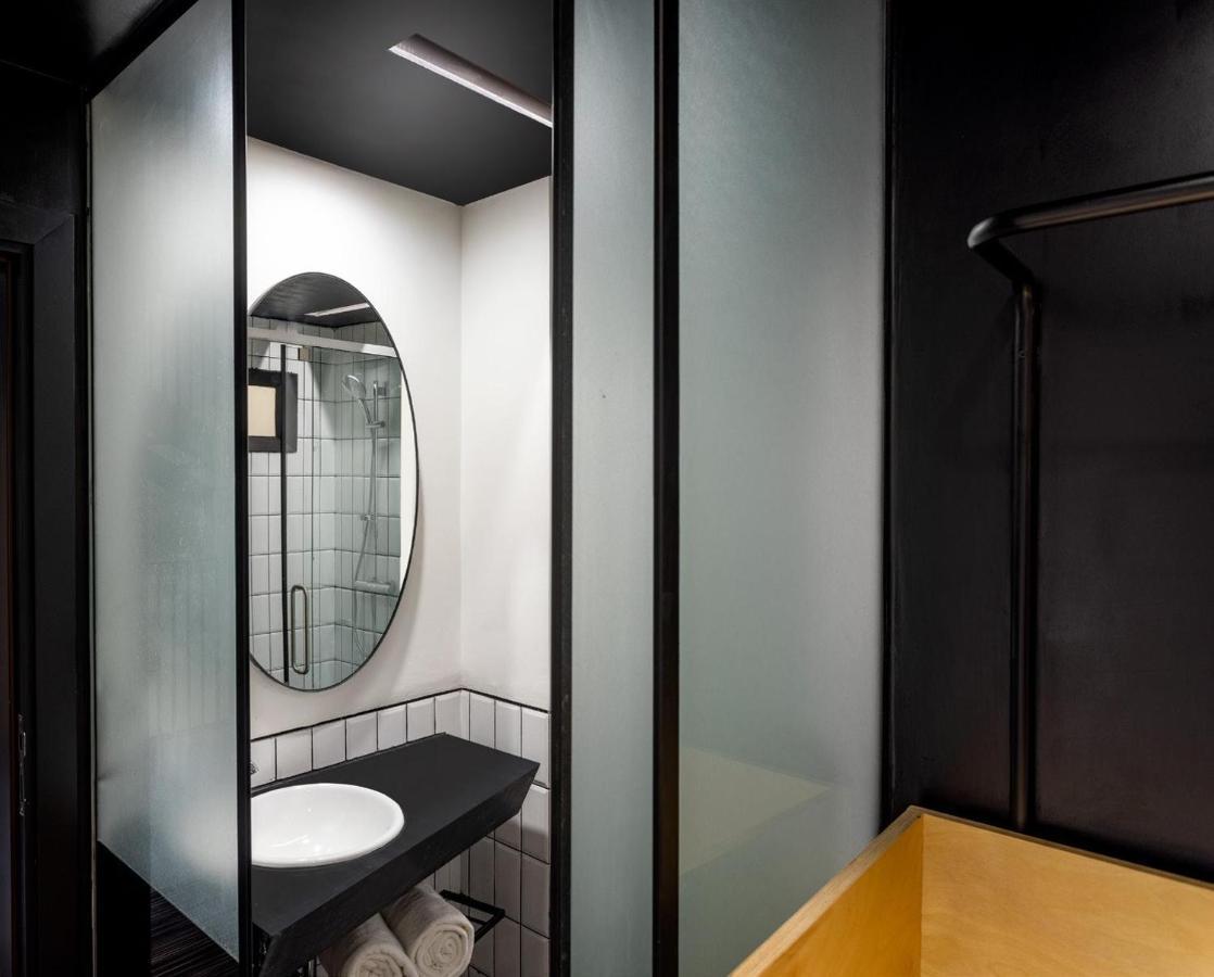 Nuo By Justa Otel Yeni Delhi Dış mekan fotoğraf